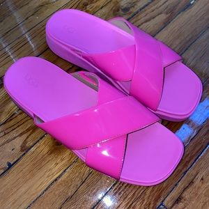 Ugg woman’s slide on sandals